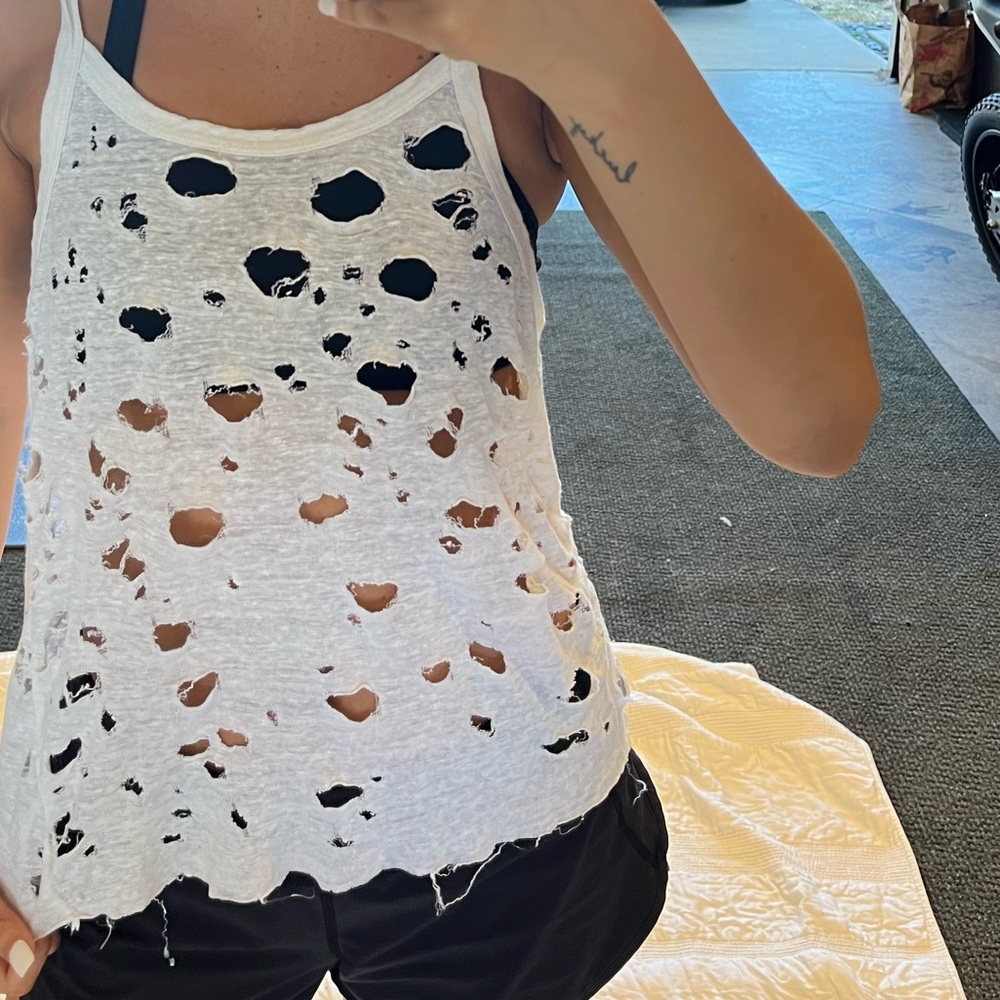 LF ripped tee
